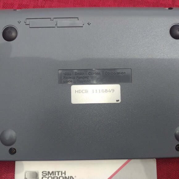 Vintage Handheld Smith Corona Spell Mate II - Picture 2 of 4